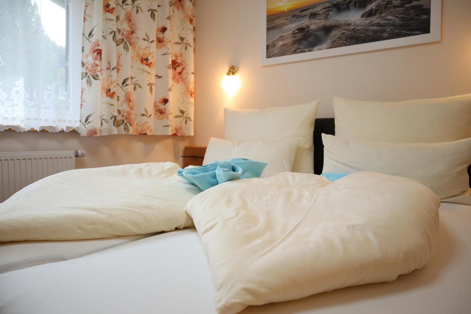 Landhaus-Appartements Warraich Шладминг Екстериор снимка